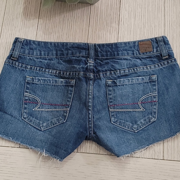 American Eagle shorts - Picture 2 of 3